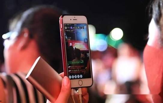 在哪能看到爆料视频直播,揭秘热门爆料视频幕后真相  第1张